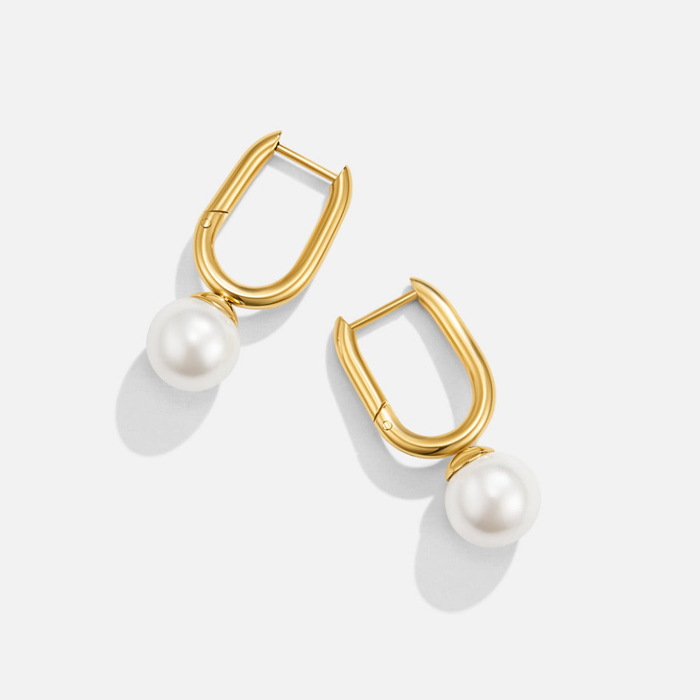Gold Hoop Earrings with Freshwater Pearl