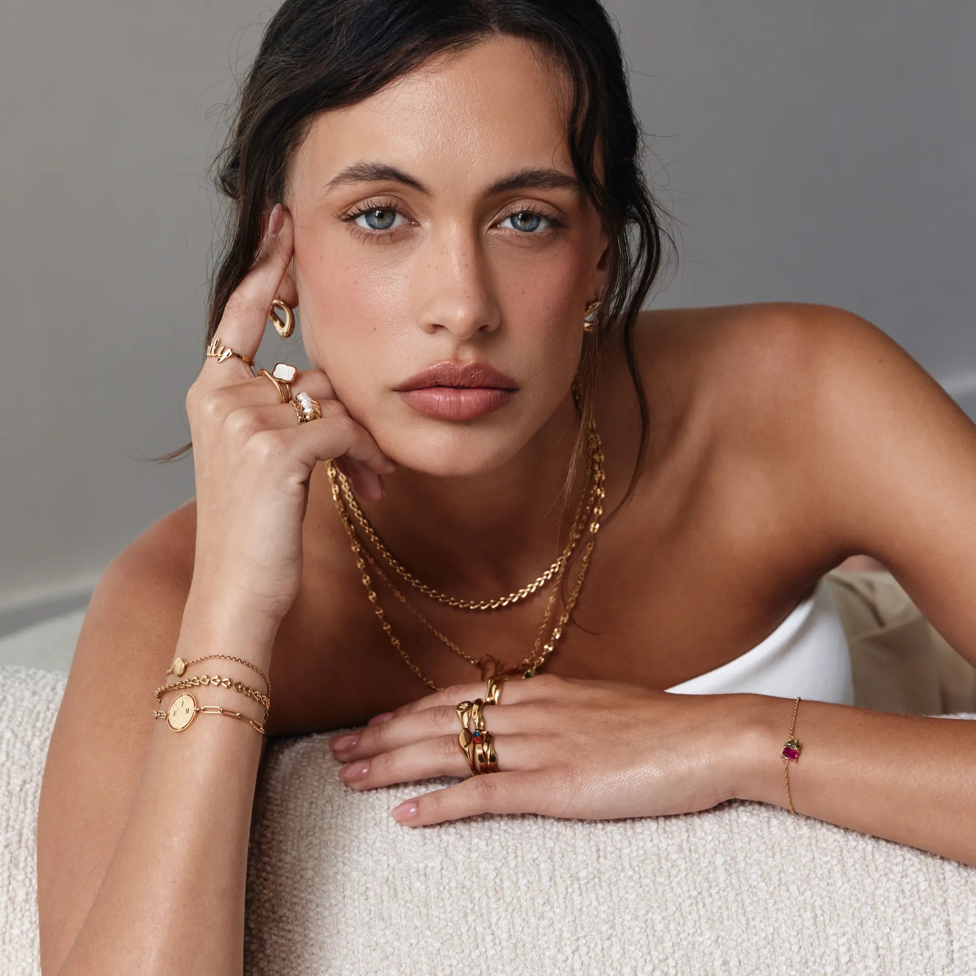 Gold Mini Pearl Row Ring