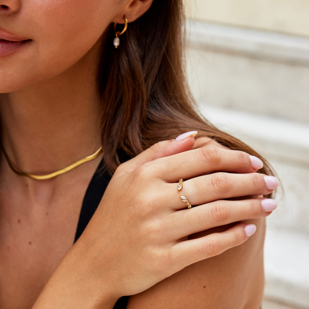 Gold Vine Ring with Crystal Stone