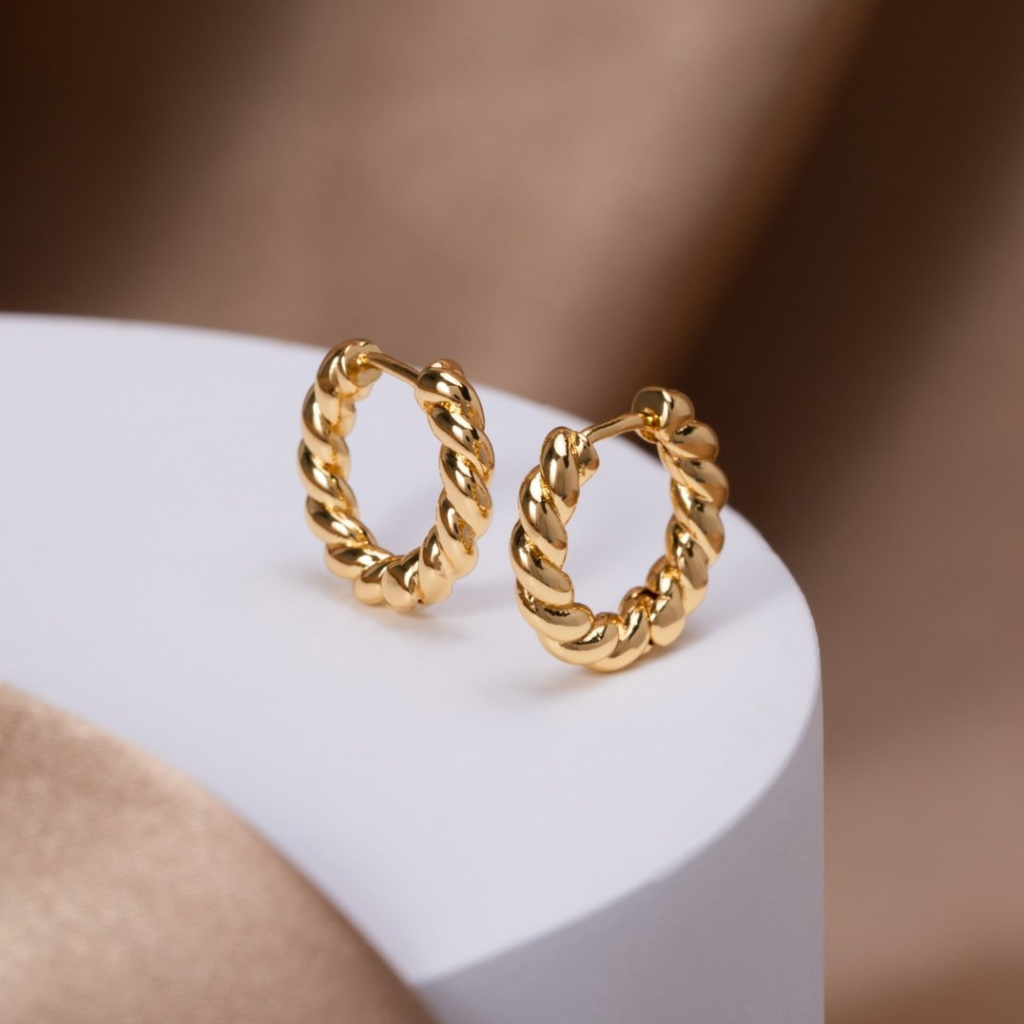 Hoop Earrings with Twisted Rope Design