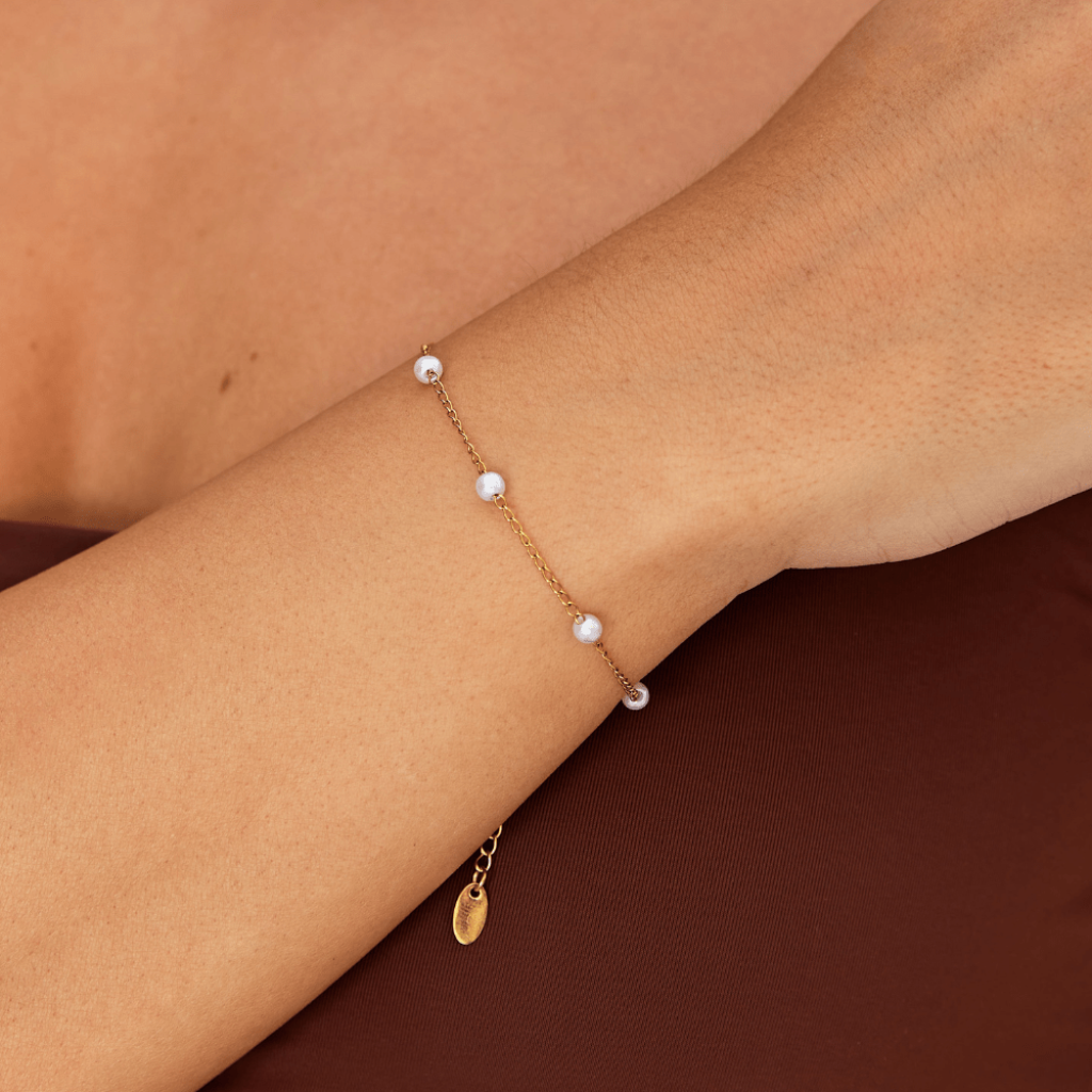 Gold Plated Bracelet with Freshwater Pearls