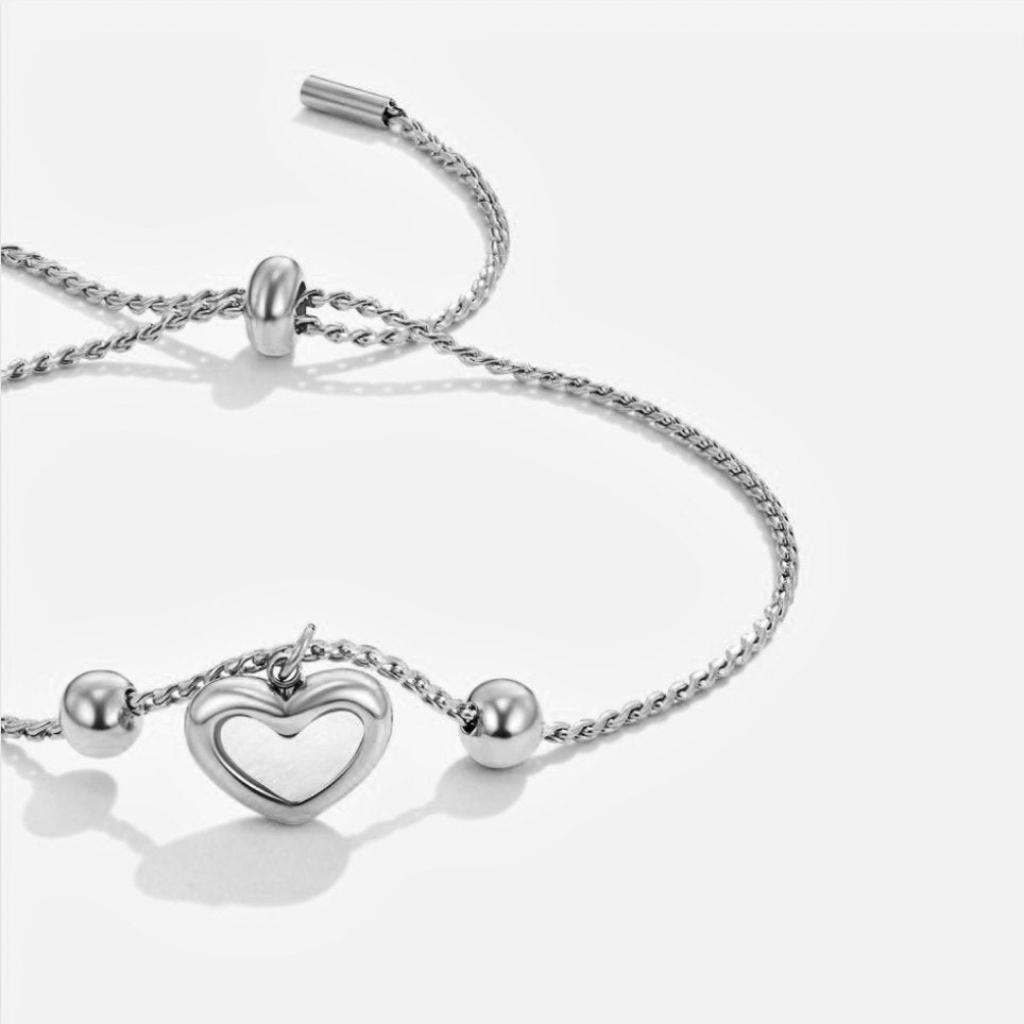 Heart Bracelet with Pearl Shell Charm