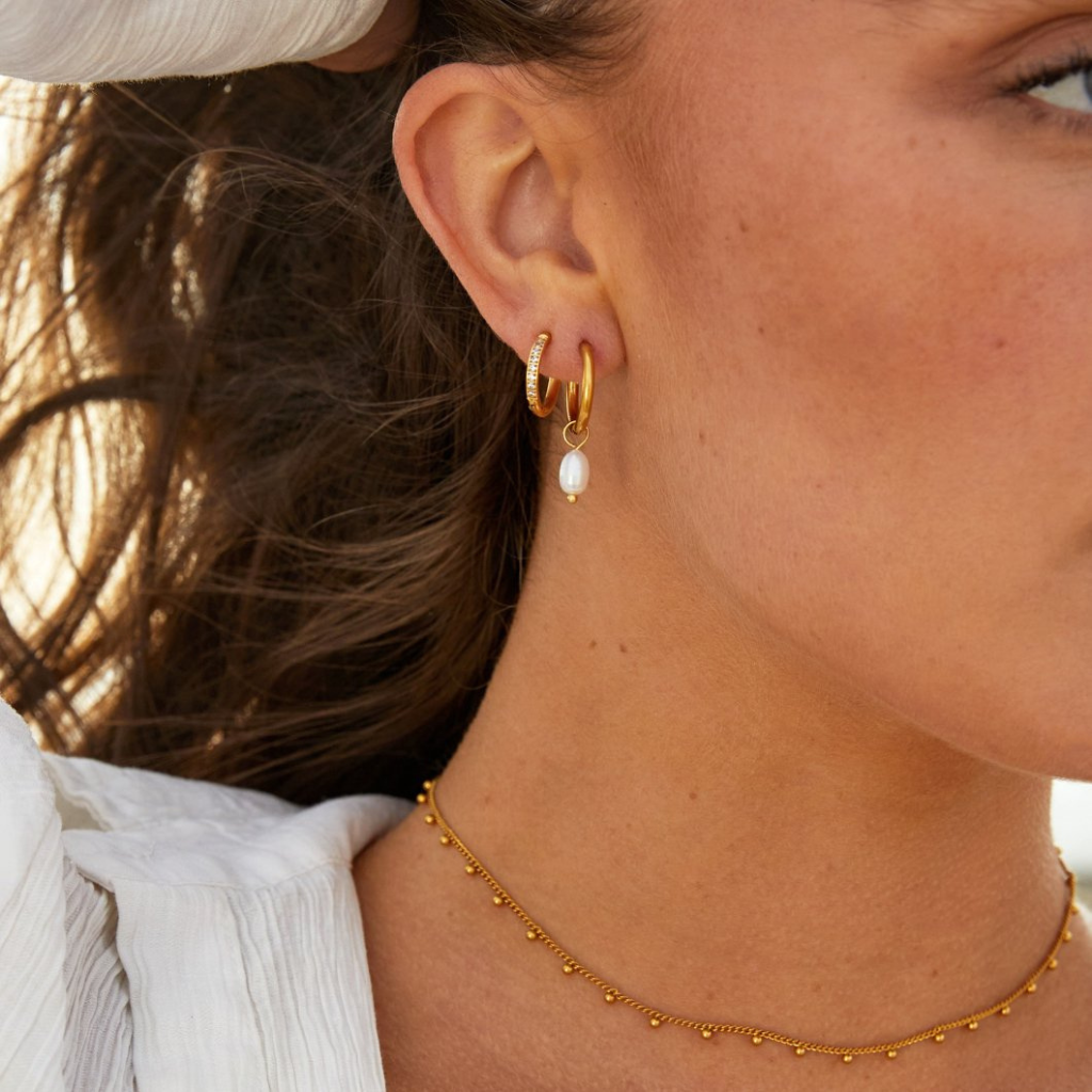 Hoop Earrings with Crystal Pave Band