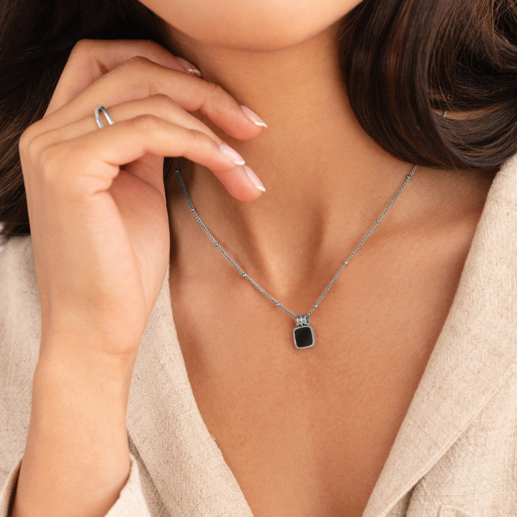Pendant Necklace with Black Square Stone