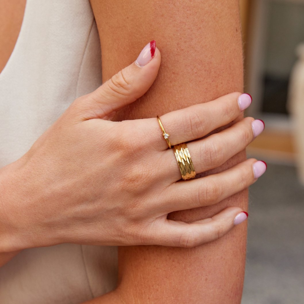 Heart Crystal Ring with Minimal Slim Band