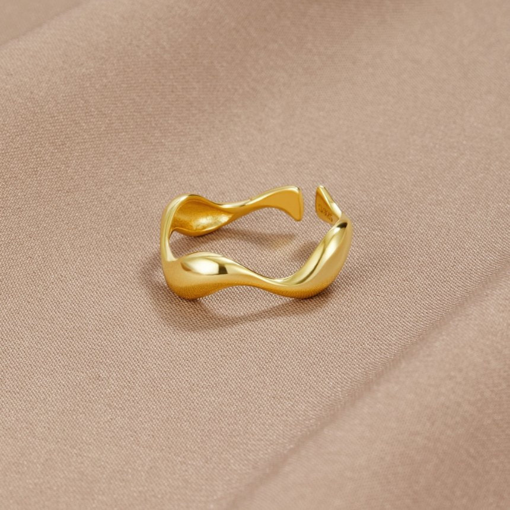 Wave Ring with Organic Open Shape