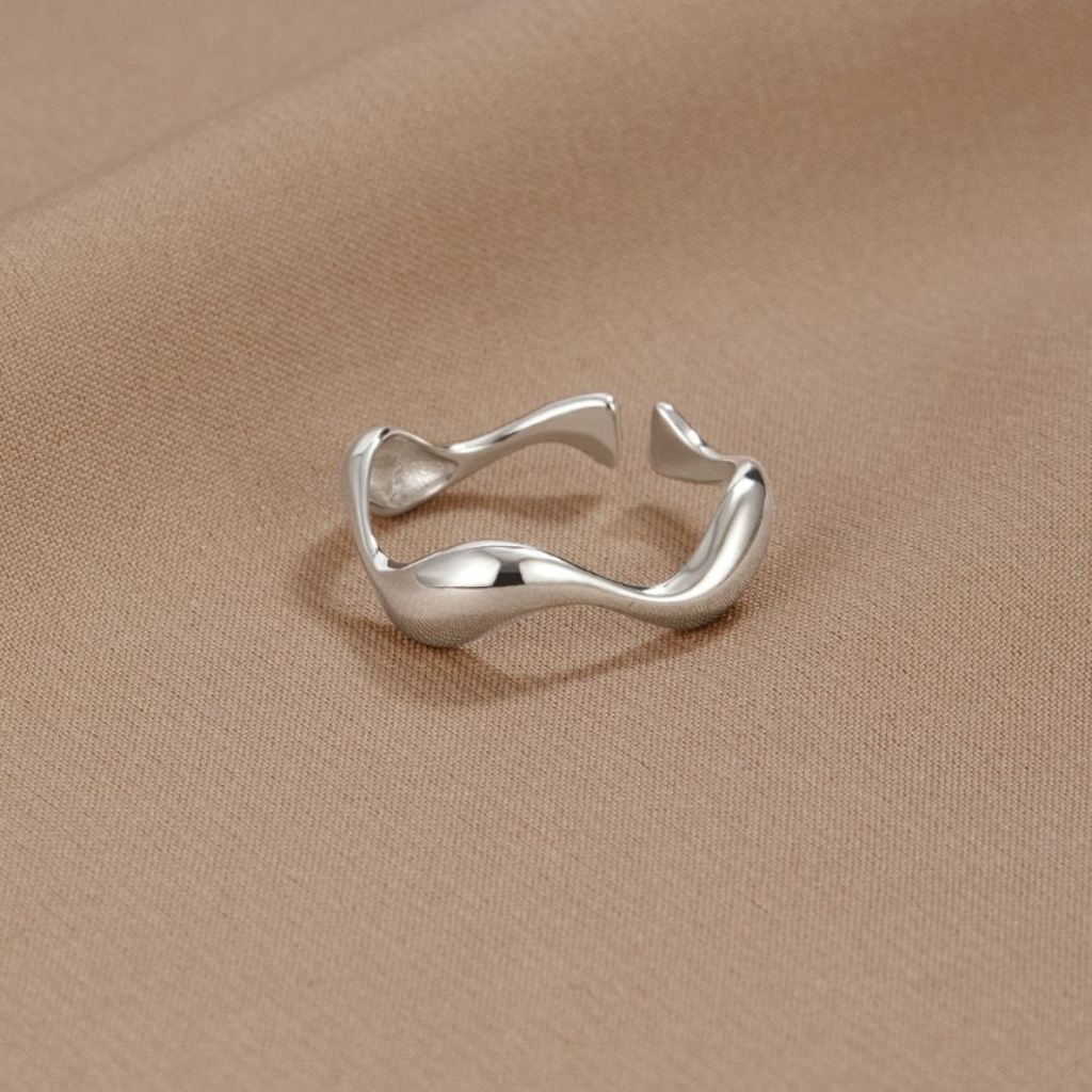 Wave Ring with Organic Open Shape