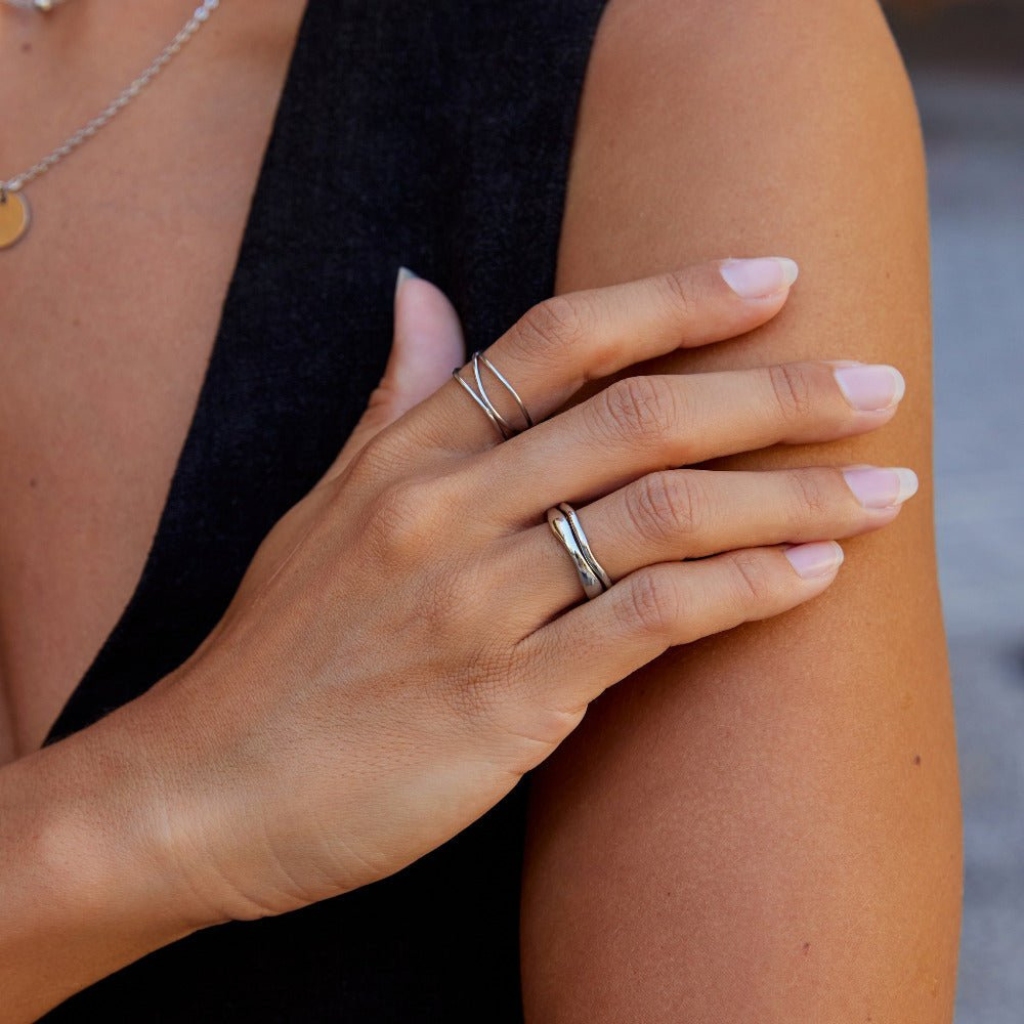 Ring Set with Organic Wave Bands