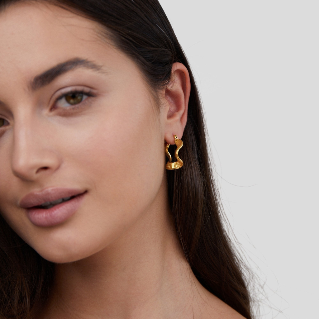 Hoop Earrings with Geometric Wave Shape