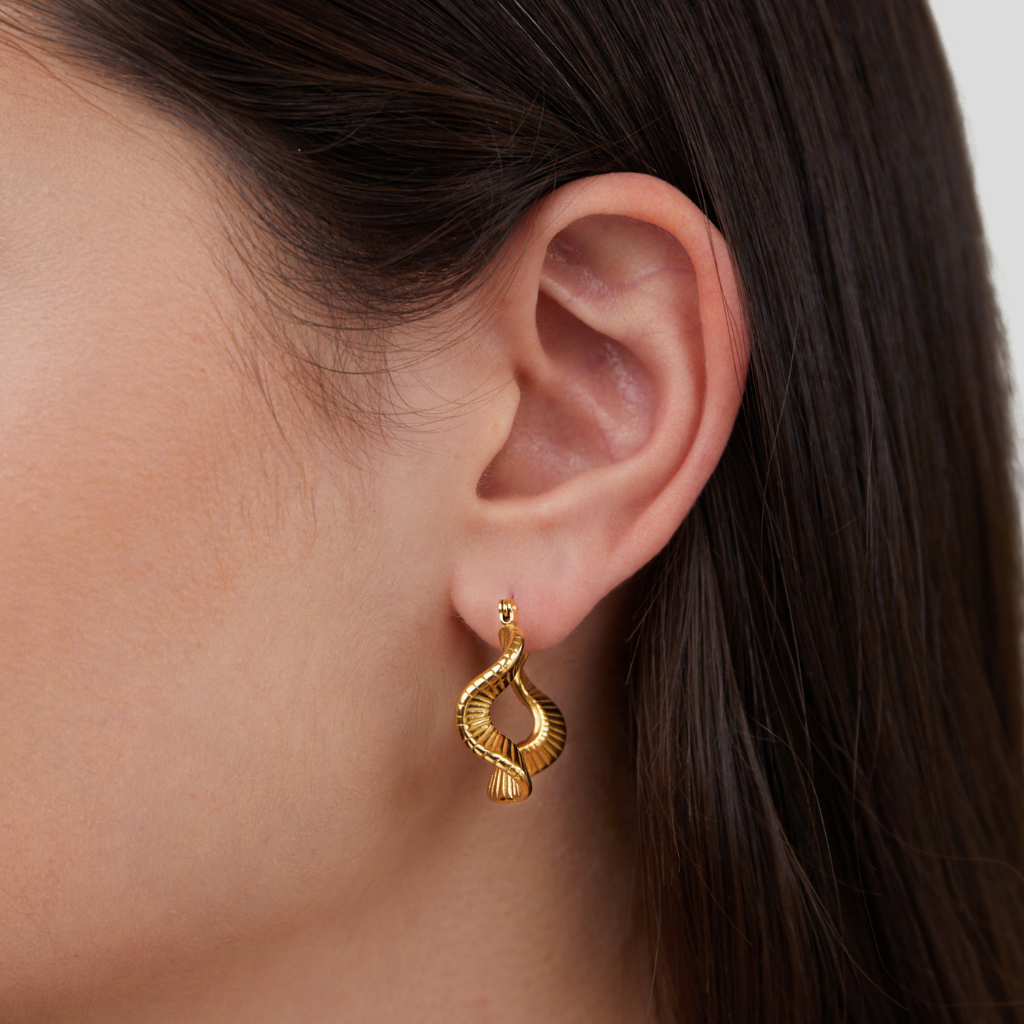 Hoop Earrings with Geometric Wave Shape