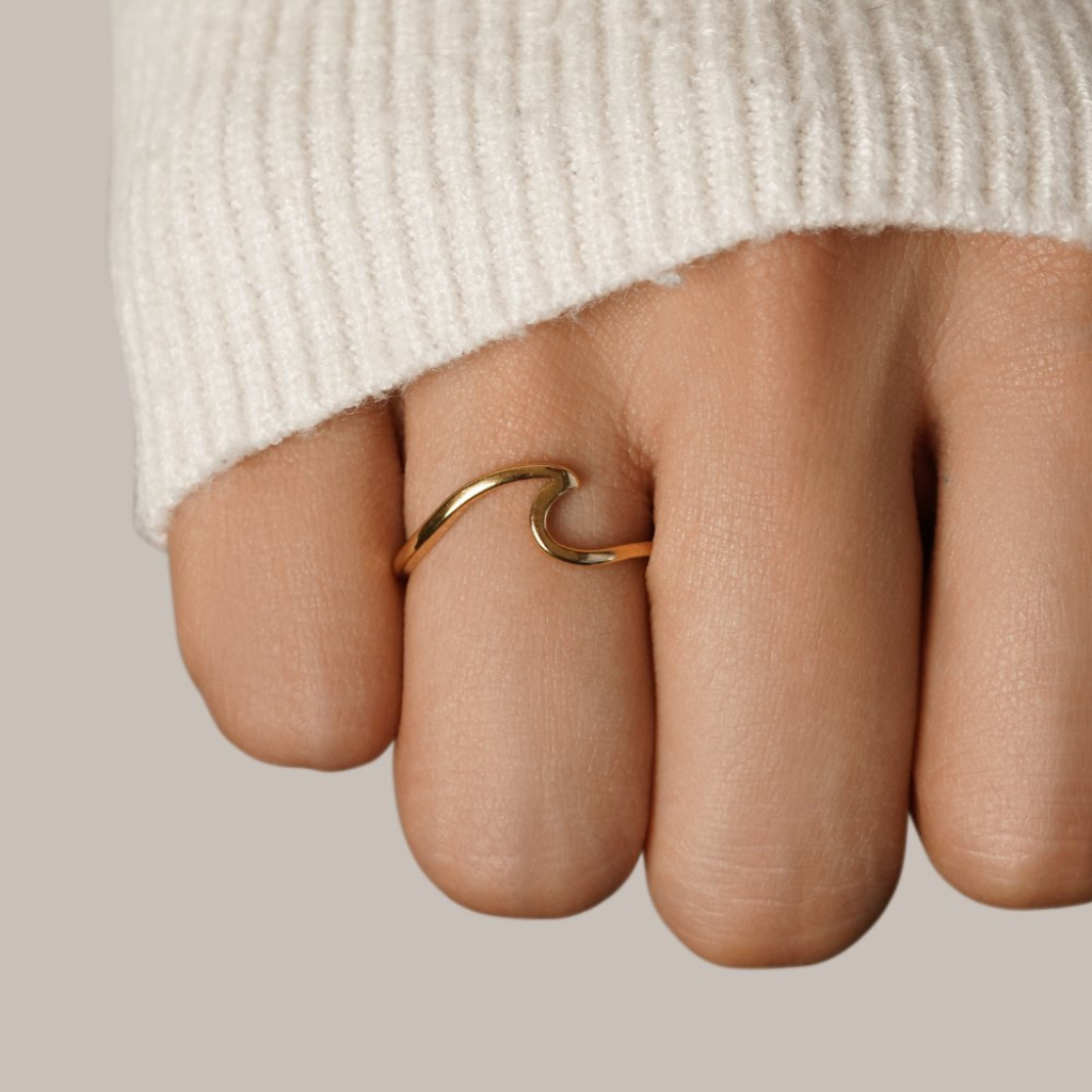 Wave Ring with Curved Ocean-Inspired Design