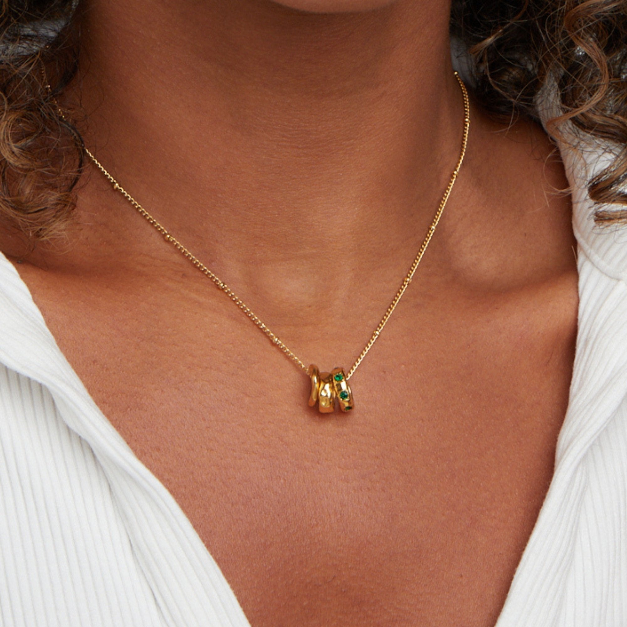Gold Pendant Necklace with Floral Camilla Design