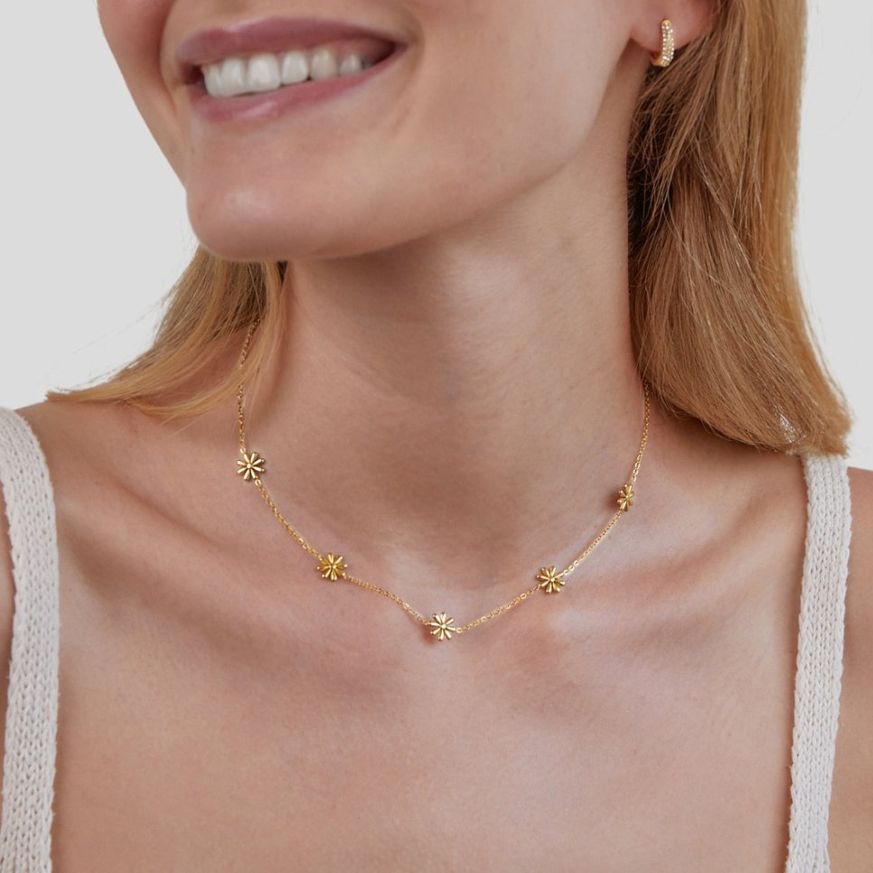 Gold Flower Pendant Necklace with 18K Gold Plated Finish