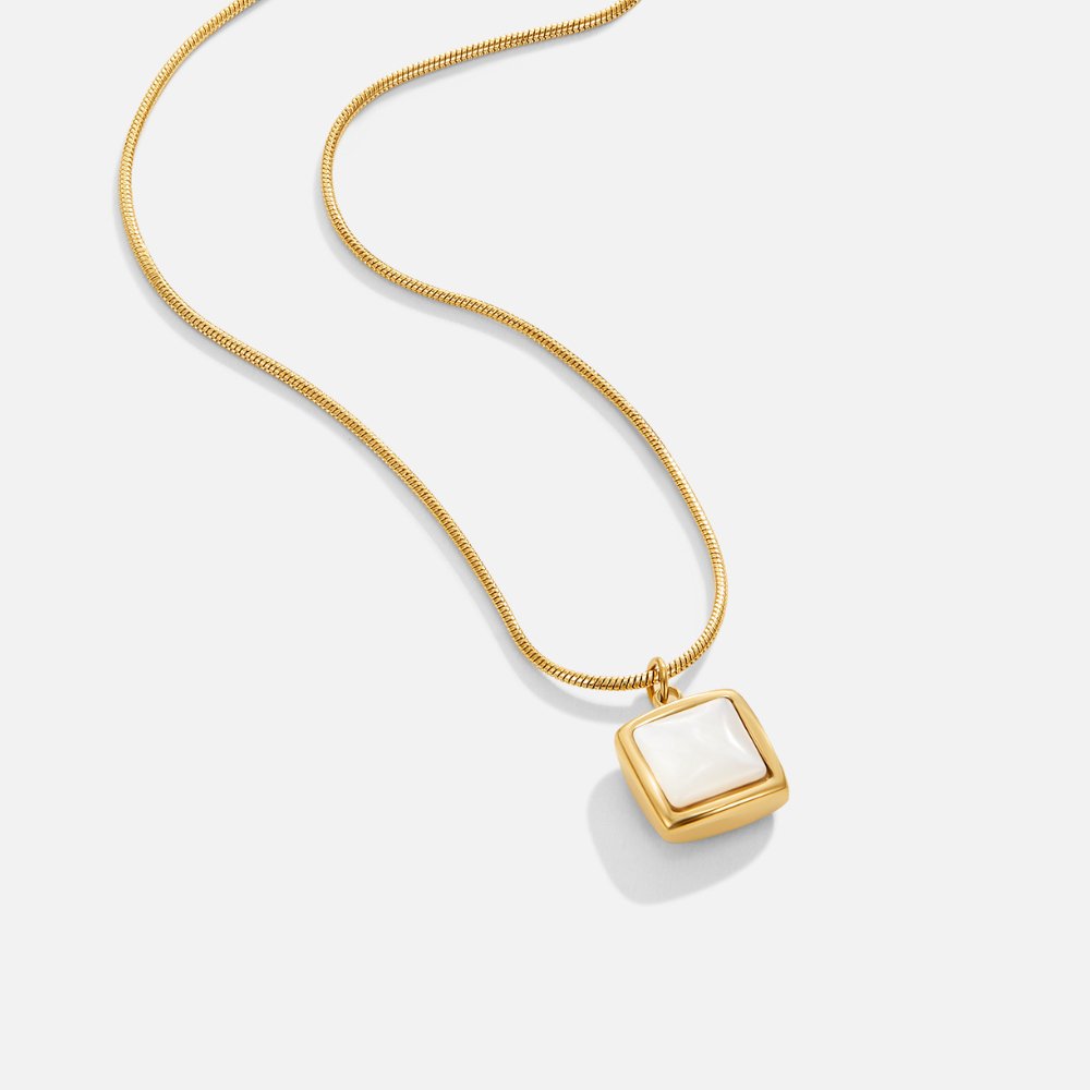 Gold Pendant Necklace with Moonstone