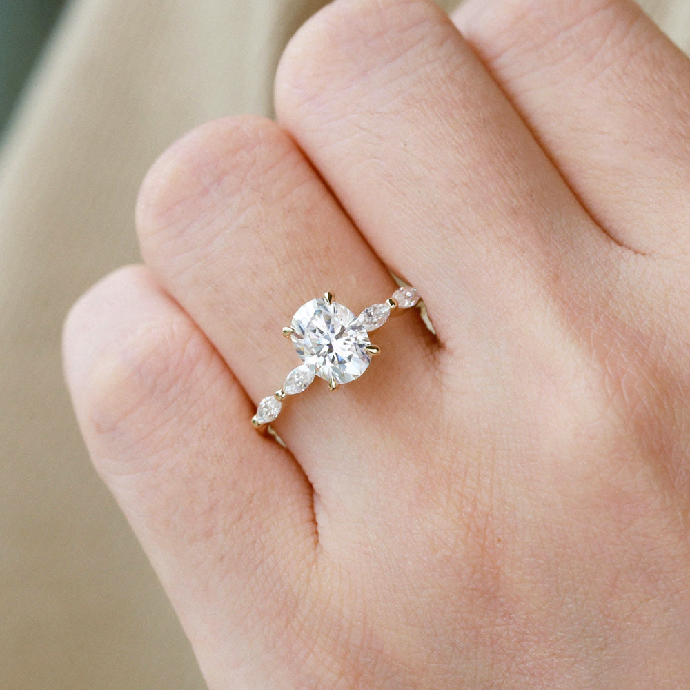 Gold Halo Ring with Circular Stone Setting