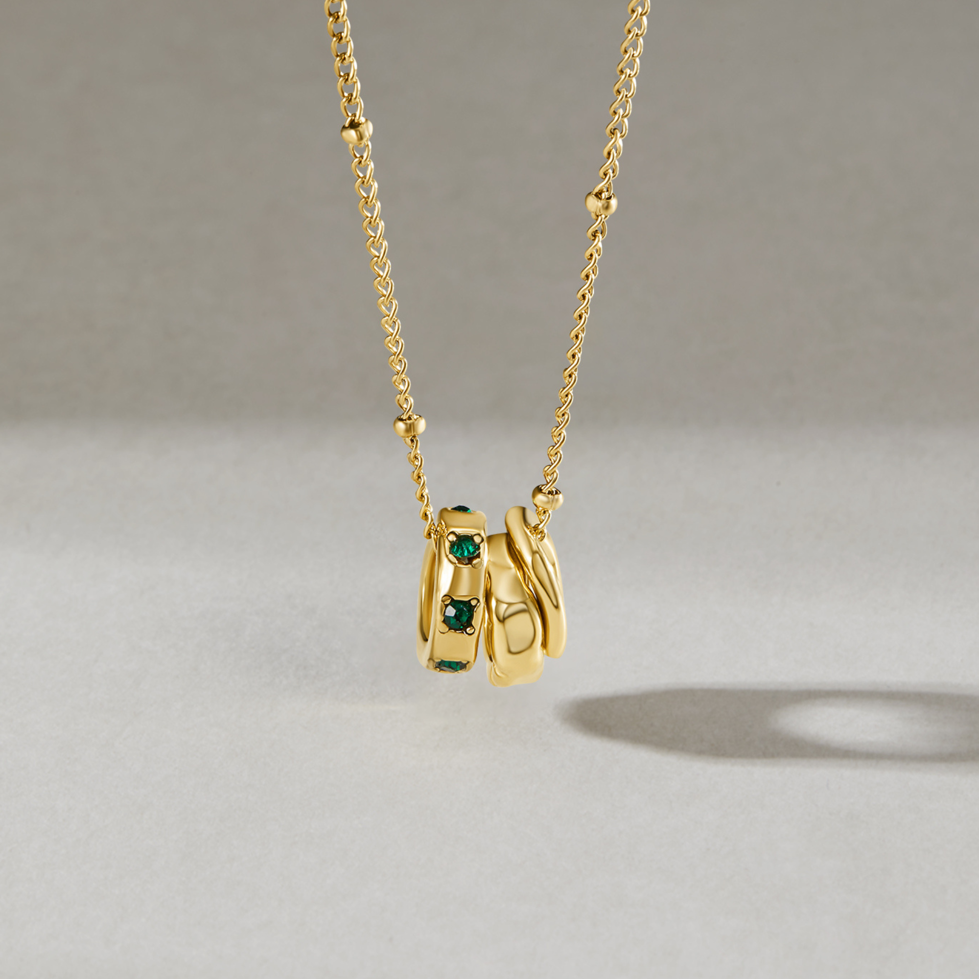 Gold Pendant Necklace with Floral Camilla Design