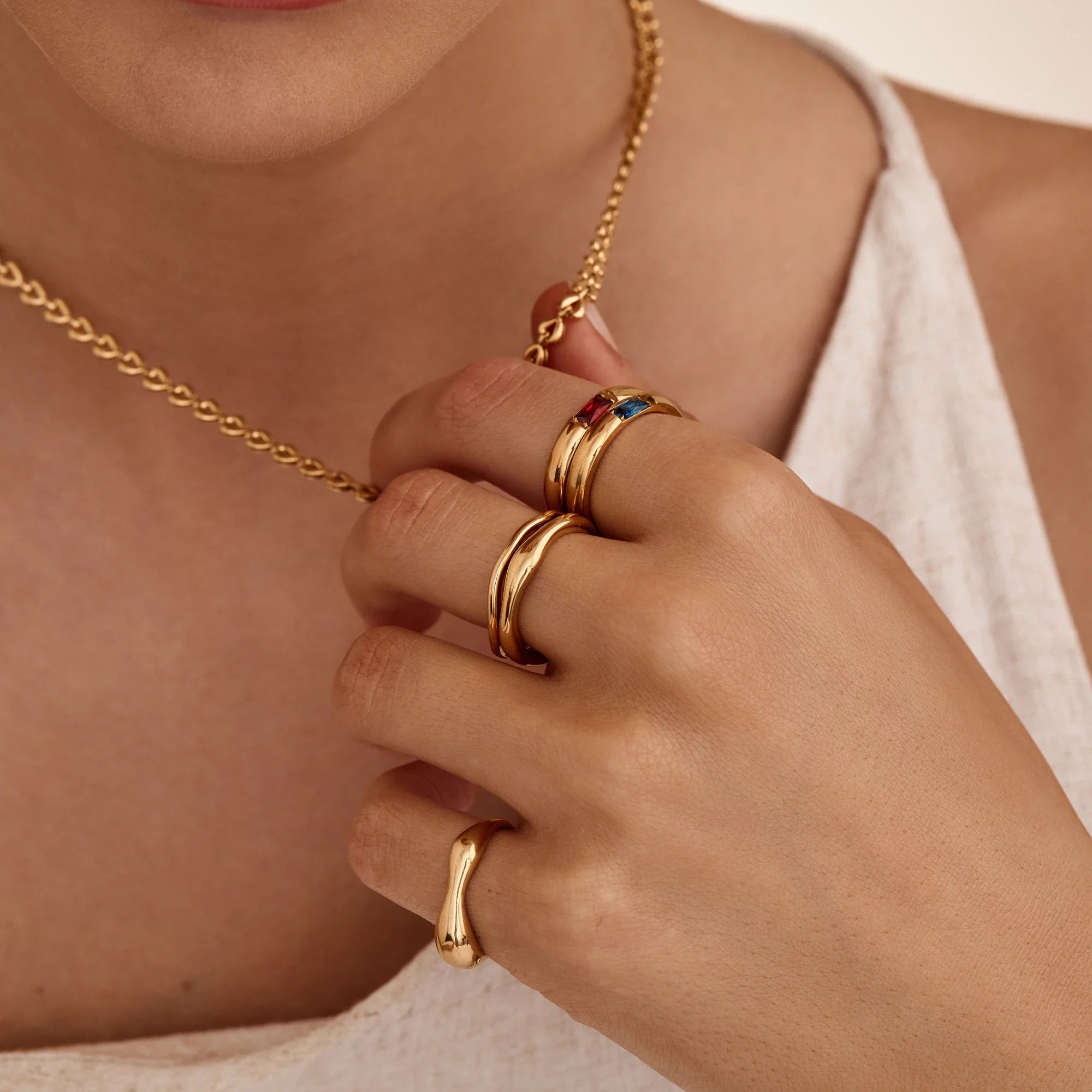 Gold Wave Ring with Sculpted Band