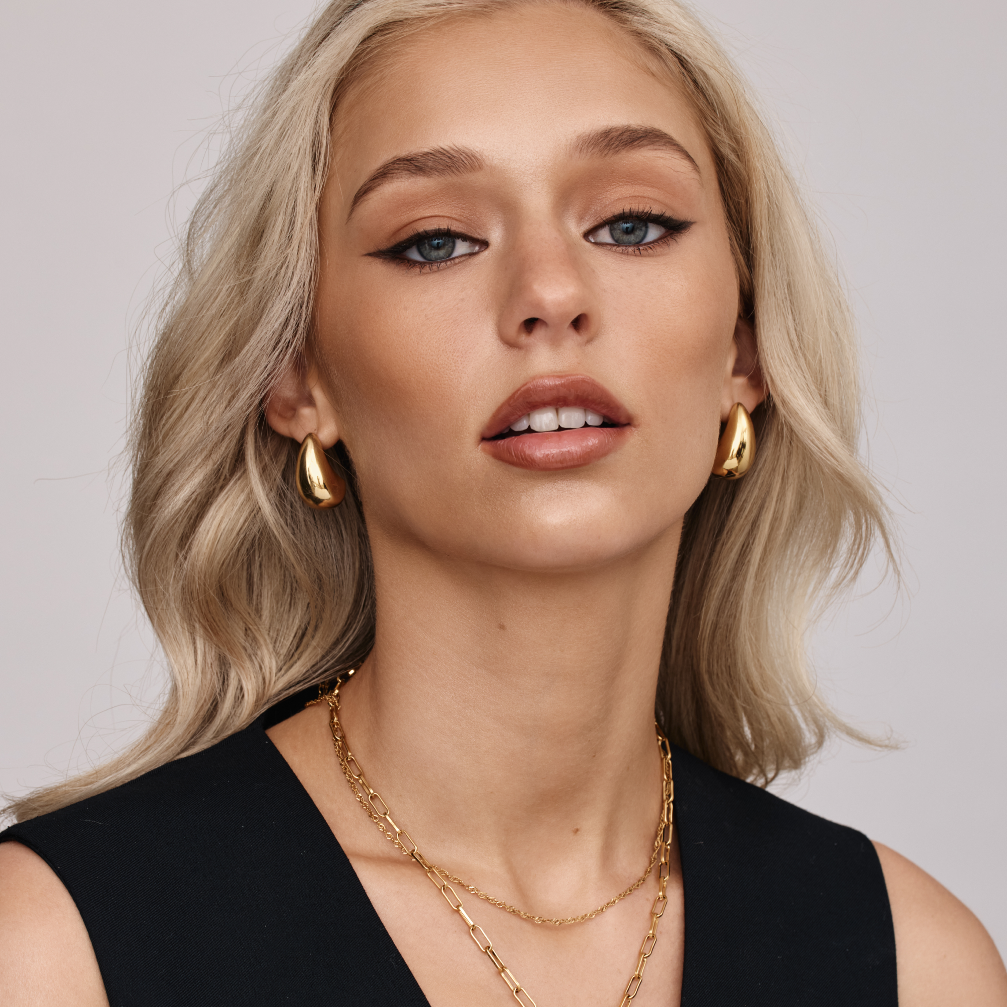 Gold Chunky Teardrop Earrings