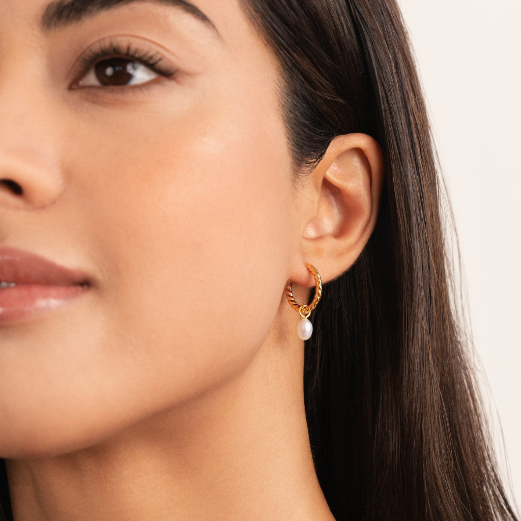 Gold Twist Hoop Earrings with Pearl