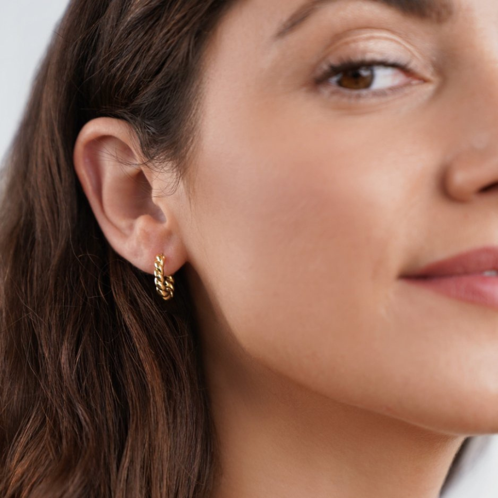 Hoop Earrings with Twisted Rope Design