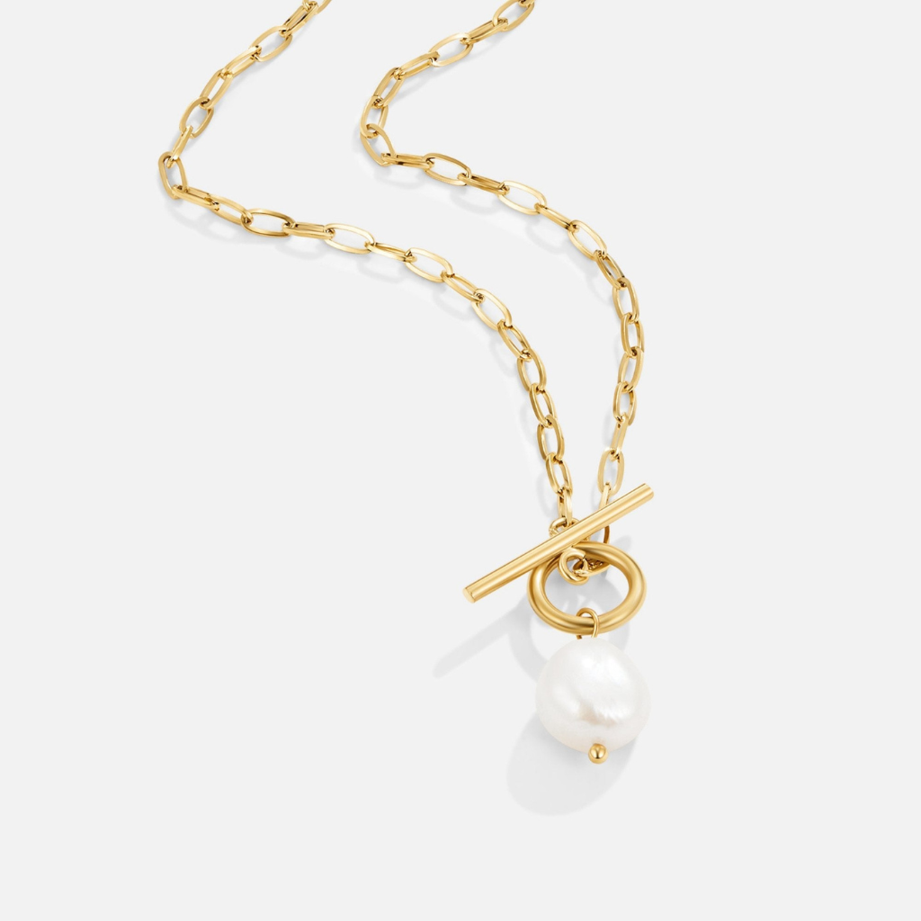 Freshwater Pearl Necklace with Toggle Pendant