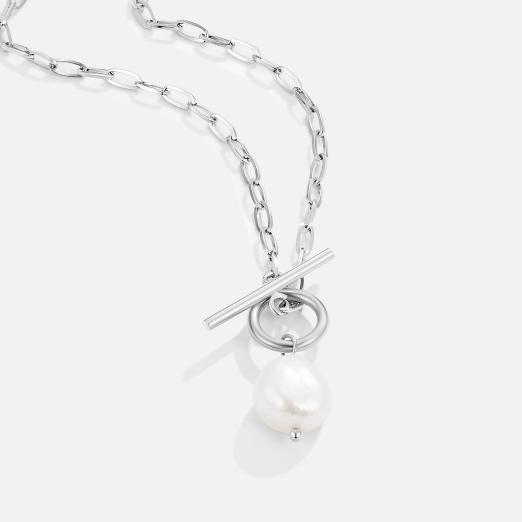 Freshwater Pearl Necklace with Toggle Pendant