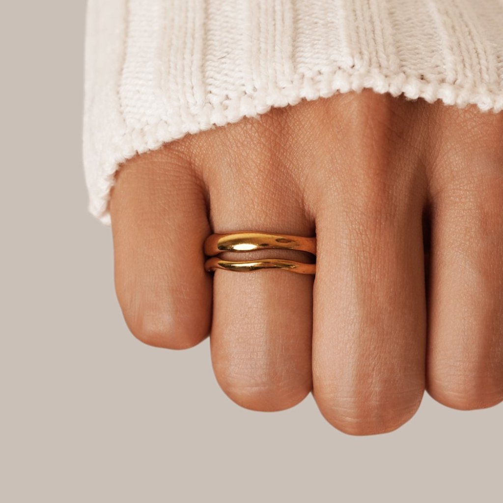 Ring Set with Organic Wave Bands