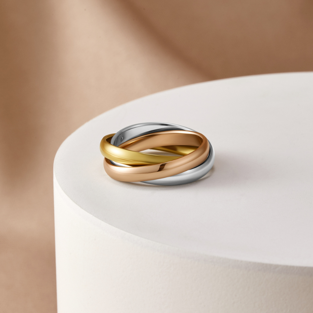 Multicolor Ring with Interlocked Bands