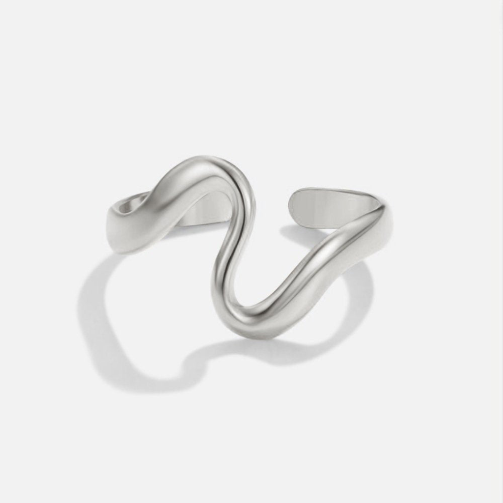 Wave Ring with Organic Curved Shape