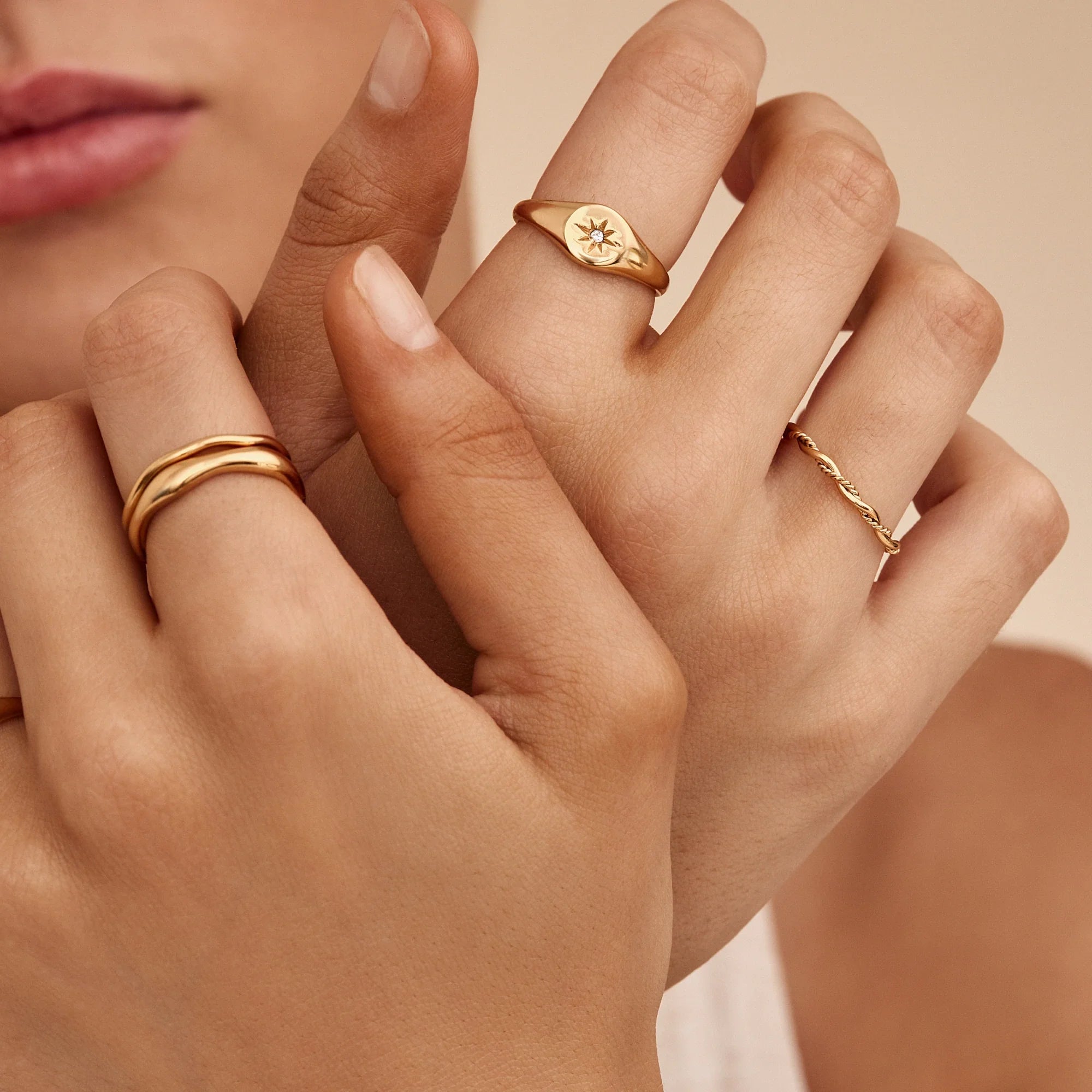 Gold Twisted Band Ring