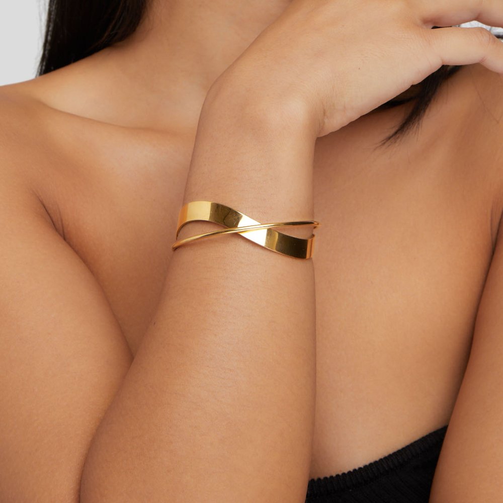 Gold Bangle with Smooth Polished Finish
