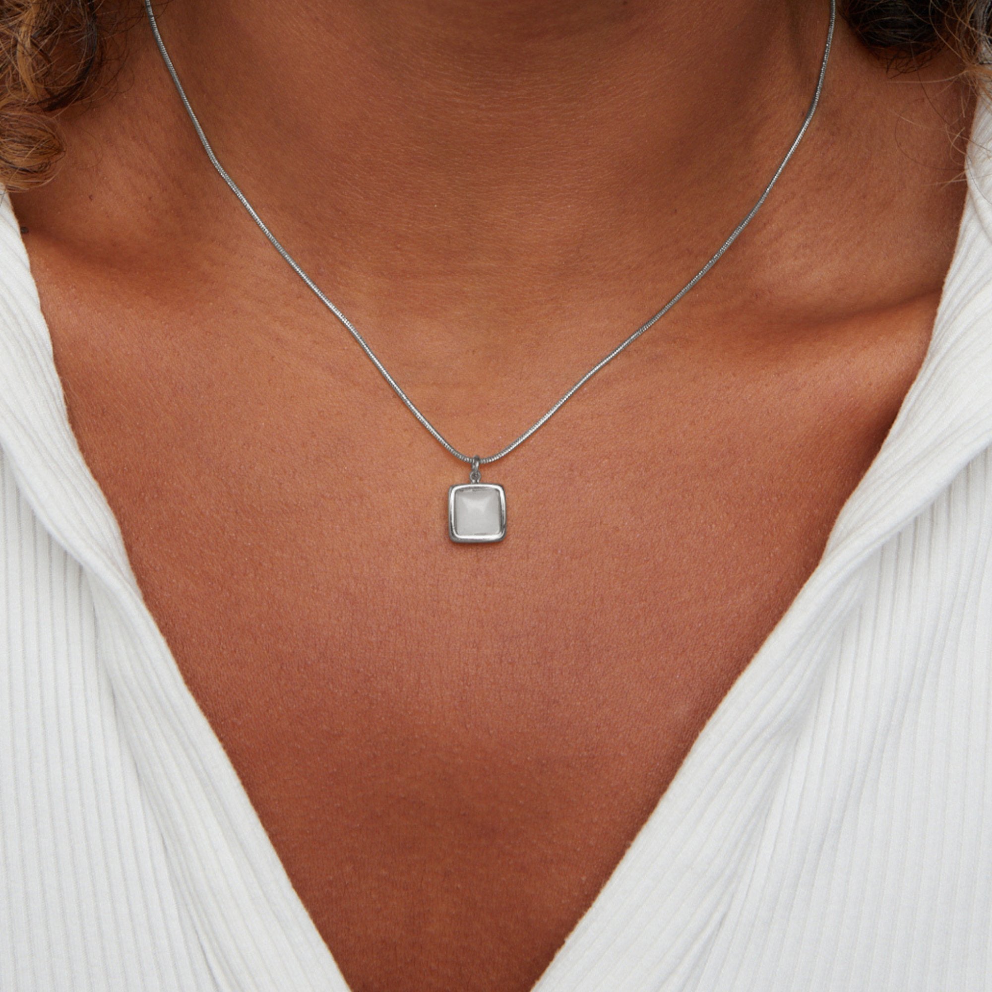 Silver Tone Moonstone Pendant Necklace